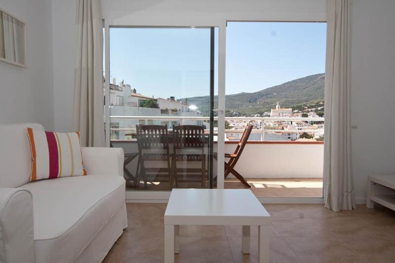 Aparthotel L'Heretat Cadaqués Oda fotoğraf